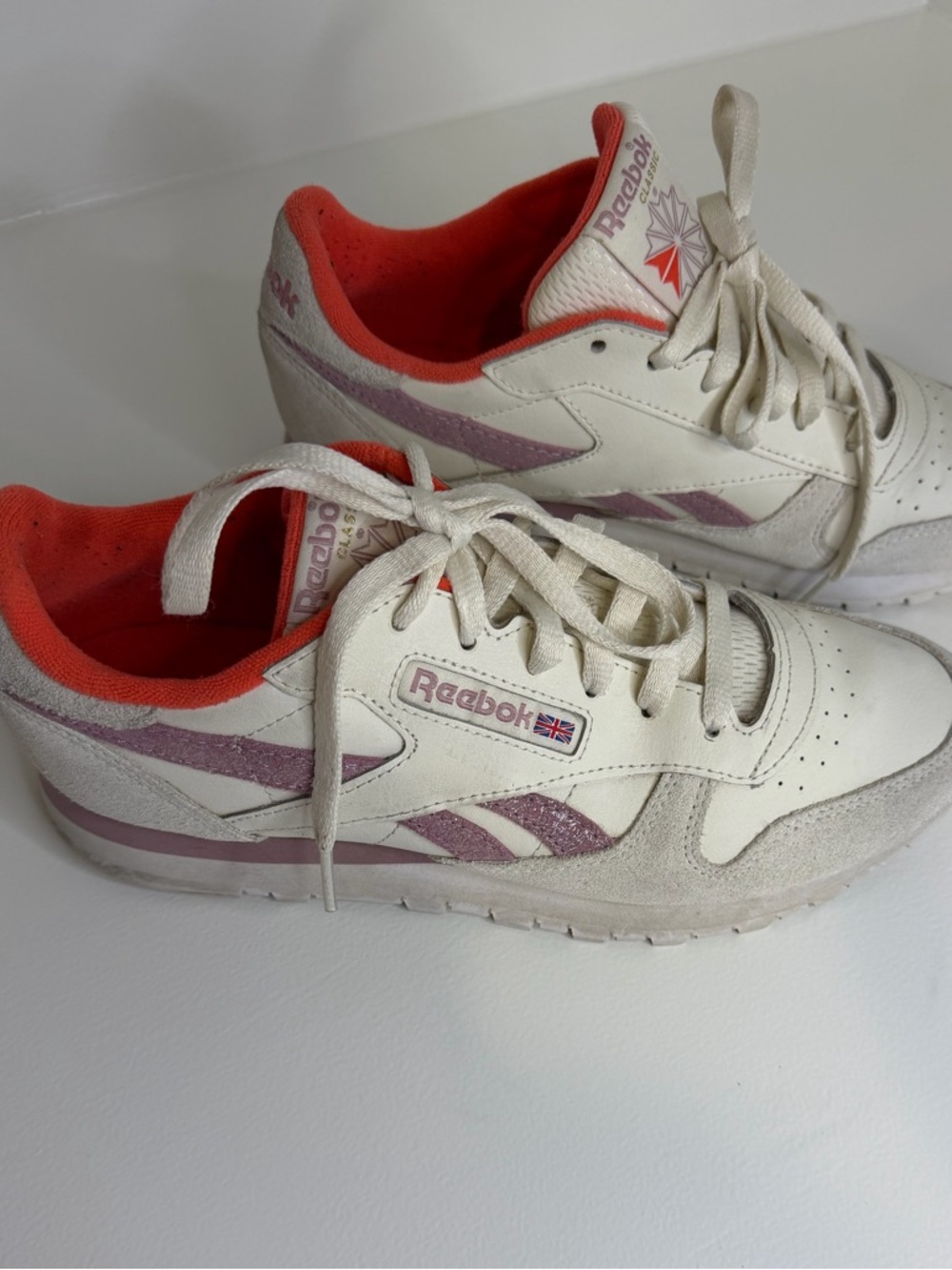 Reebok Classic Leather Sneakers Chalk/Infused Lilac Women’s 9.5 Retro Look